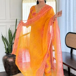 CaniBani Women Leheriya Printed Regular Thread Work Kurta with Palazzos & With Dupatta image 4