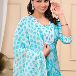 SANGANER MART Women Floral Printed Regular Pure Cotton Kurta with Trousers & With Dupatta image 4