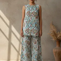 SANSKRUTIHOMES Printed Round Neck Top With Palazzo Co-Ords-picture-30