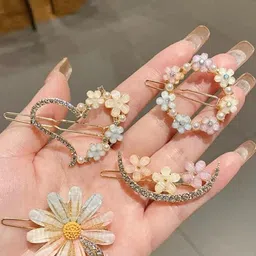 badodiya's Girls Set of 4 Claw Clip Hair Accessories image 4