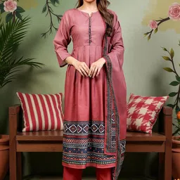 PAMPER YOURSELF Women Printed Regular Kurta with Trousers & With Dupatta image 2