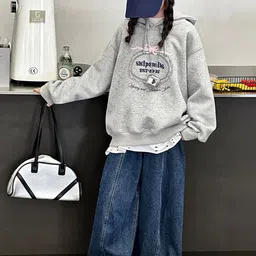 LULU & SKY Girls Printed Hooded Sweatshirt image 4