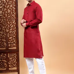 Yugnik Men Regular Pure Cotton Kurta with Pyjamas image 2