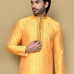 RANAK Men Ethnic Motifs Printed Sequinned Kurta image 5