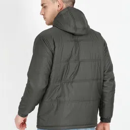 VROJASS Men Lightweight Puffer Jacket image 4