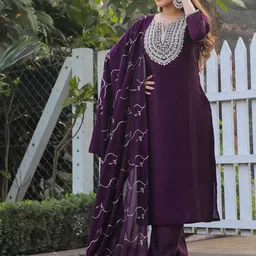 DISHWA FASHION Women Ethnic Motifs Embroidered Regular Kurta with Trousers & With Dupatta image 4