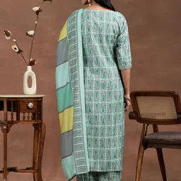 Libas Paisley Printed Thread Work Straight Kurta with Salwar & Dupatta image 5