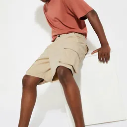 max Men Regular Fit Cargo Solid  Shorts image 4