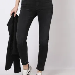 GAP Women Lightly Washed Skinny Fit Jeans-image-1