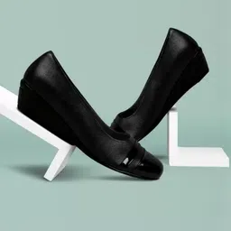 banuchi Women Solid Black Slip-On Mules-picture-12