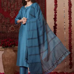 Anni Designer Notch-Neck Straight Kurta With Palazzos & Dupatta image 2