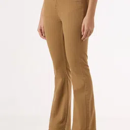 Pepe Jeans Women Flared Mid-Rise Stretchable Jeans image 3