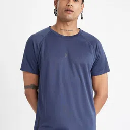 DeFacto Men Solid Round Neck T-shirt image 2
