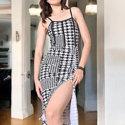 ZEUGEN Women Abstract Printed Bodycon Midi Dress image 4