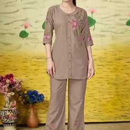 KRITVA FASHION Floral Embroidered Round Neck Tunic With Trouser-image-93