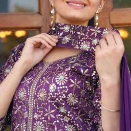 IRVAAH Floral Embroidered Mirror Work Straight Kurta With Trouser & Dupatta image 2