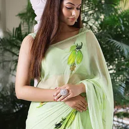 AMRUTKALA SAREES Floral Block Print Saree With Unstitched Blouse Piece image 4