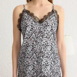 Trendyol Animal Printed Shoulder Strap Neck Night suit image 5
