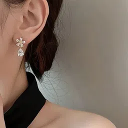 Gargish Gold-Plated AD Studded Floral Shaped Drop Earrings image 3