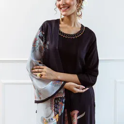 Anouk Women Ethnic Motifs Printed Regular Thread Work Pure Cotton Kurta with Trousers & With Dupatta image 4