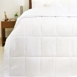 tundwal's White Geometric Microfibre Heavy Winter 300 GSM Single Bed Comforter image 3