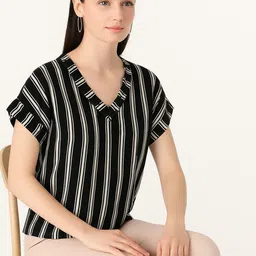 sollobell Women Vertical Stripes V-Neck Top image 4