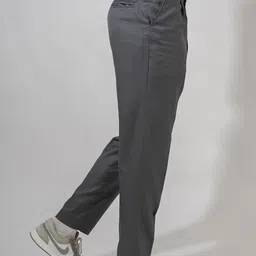 CABIN COMFY Men Tailored Mid-Rise Tapered Fit Easy Wash Pleated Trousers image 2