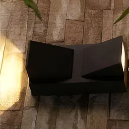 GAUVIK Black Aluminium Frustum Shaped Wall Lamp image 4