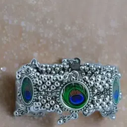 Samridhi DC Oxidised Beaded Bangle image 4