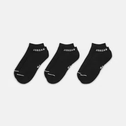 Nike Unisex Pack of 3 Socks image 3