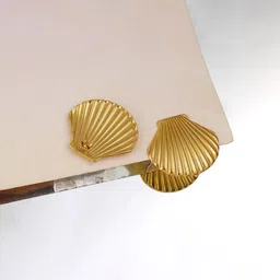 Designs & You Stainless Steel Gold-Plated Animal Shaped Studs image 5