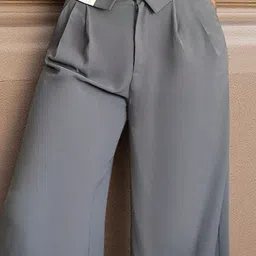 StyleCast x Revolte Women Loose Fit Mid-Rise Trousers image 2
