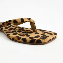 Bombay Genie Women Open Toe Flats image 4