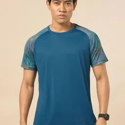 CULT High Impact Training Moisture Wicking Raw Edge T-shirt-picture-48