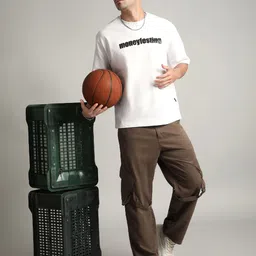 Beyoung Men Solid Relaxed Cargos Trousers image 3