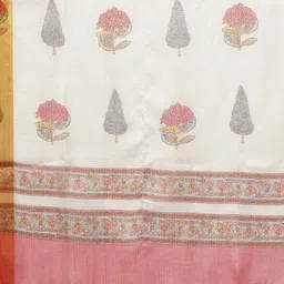 GoSriKi Women Floral Printed Regular Kurta with Trousers & With Dupatta image 4