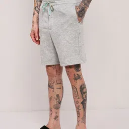 SHOWOFFFF Men Shorts image 3