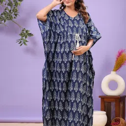 Ikk Kudi by Seerat Floral Printed Maternity Maxi Kaftan Nightdress image 1
