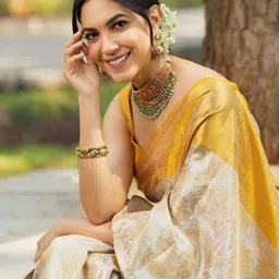 ZIKARAA Woven Design Zari Handloom Saree image 5