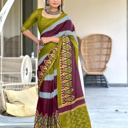 DIVASTRI Women Striped Block Print Saree-image-28