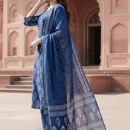 THE FAB FACTORY Women Ethnic Motifs Printed Regular Kurta with Trousers & With Dupatta image 2
