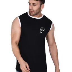 Blisstone Men Solid Henley Neck Slim Fit T-shirt-image-47