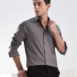 Calvin Klein Jeans Cotton Slim Fit Opaque Casual Shirt-picture-24