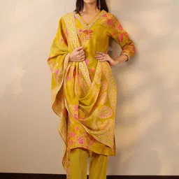 Libas Floral Printed V-Neck Straight Kurta With Trousers & Dupatta-image-46