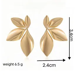SZN Leaf Shaped Studs Earrings image 4