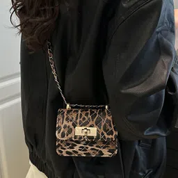 LULU & SKY Women Animal Printed Sling Bag-picture-24