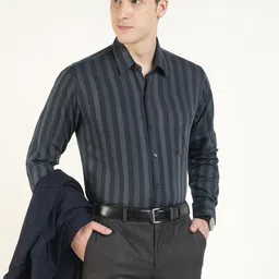 Hancock Men Striped Slim Fit Formal Shirt-picture-31