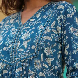 NEW RJP CRAFT Floral Printed V-Neck Pure Cotton Empire Kurti image 5