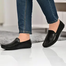 NICO NERINI Men Colourblocked Loafers image 4