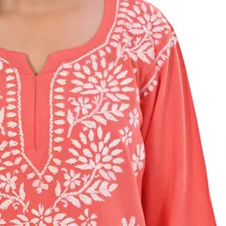MALABIS Women Coral & White Ethnic Motifs Short Chikankari Kurthi image 3